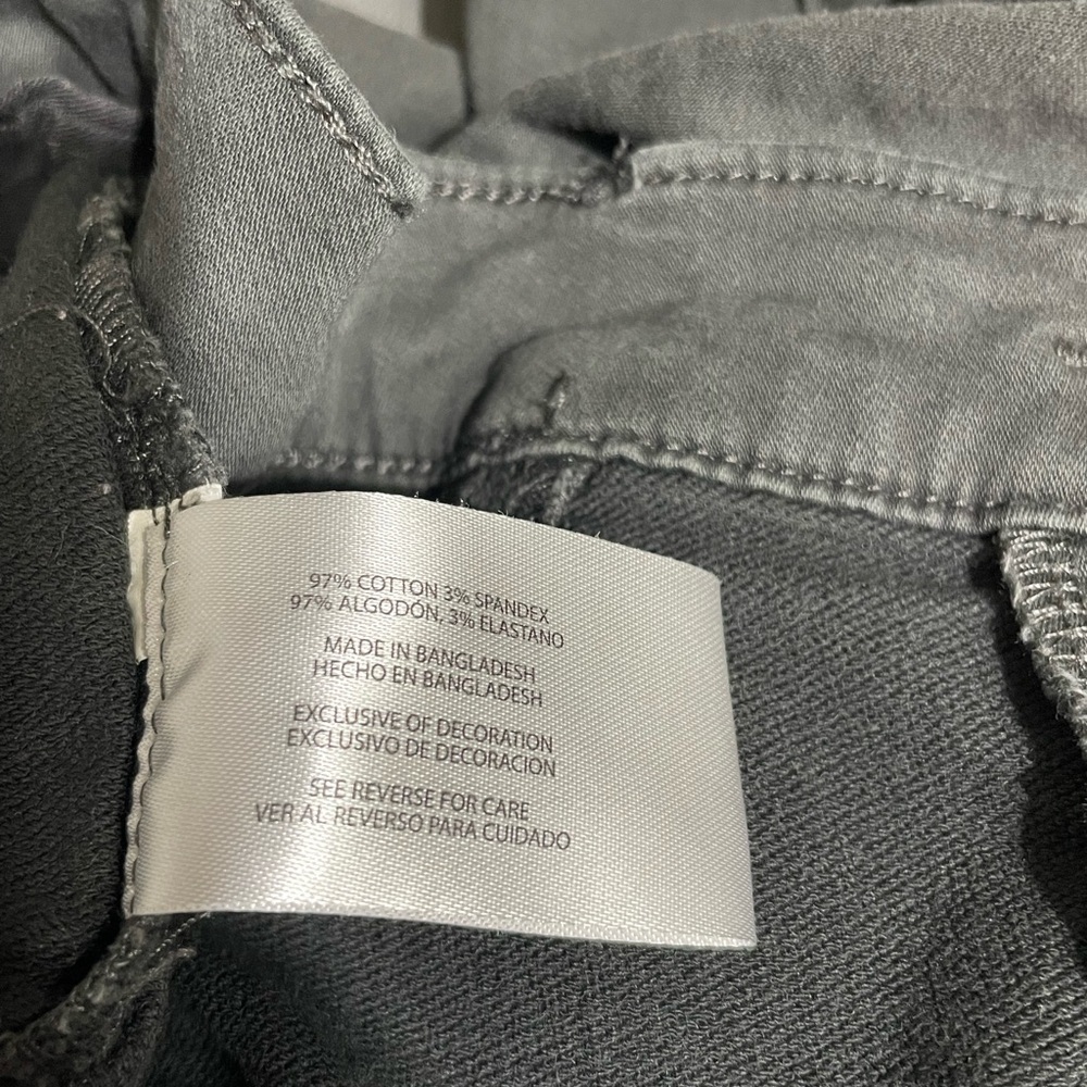 Gap Stretch Skinny Pants, Size 8, charcoal gray, 27” long - Picture 7 of 11